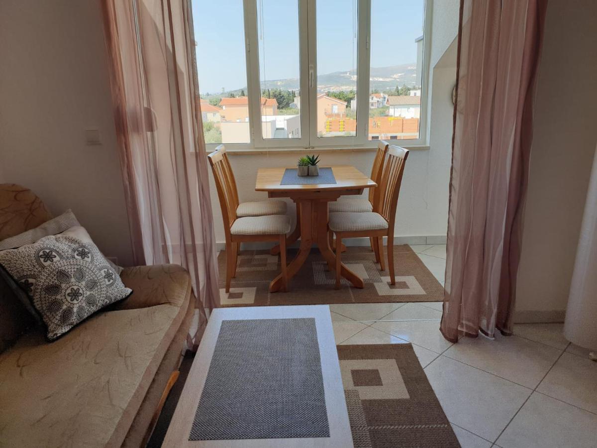 Apartment Eso Kaštela Εξωτερικό φωτογραφία